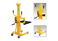 Lightweight LS80 LS150 Manual Winch Stacker With Adjustable Fork Capacity 150Kg